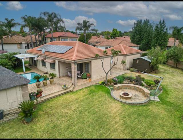 4 BEDROOM HOUSE FOR SALE IN AMBERFIELD GLEN